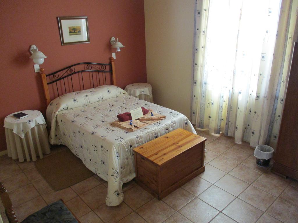 Van Rhyn Guest House Vanrhynsdorp Exterior foto